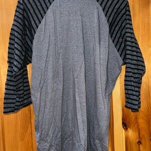 LuLaRoe Gray Top with Black Striped Raglan Sleeves